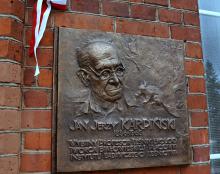 Uroczystość z okazji odsłonięcia tablicy poświęconej pamięci Profesora Jana Jerzego Karpińskiego